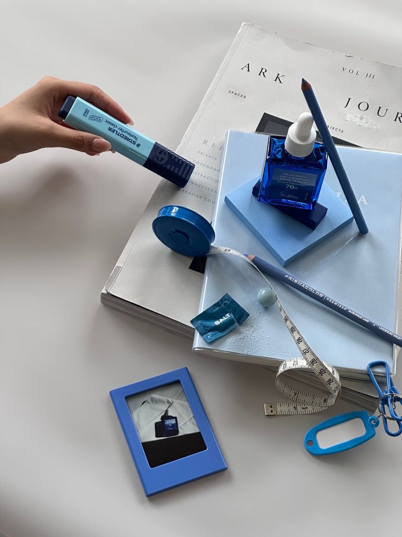 DR. ALTHEA Aqua Marine Deep Serum blue serum texture