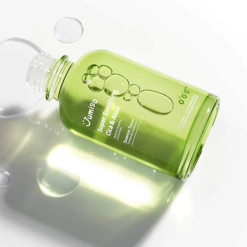 JUMISO Super Soothing Cica & Aloe Essence Toner Texture