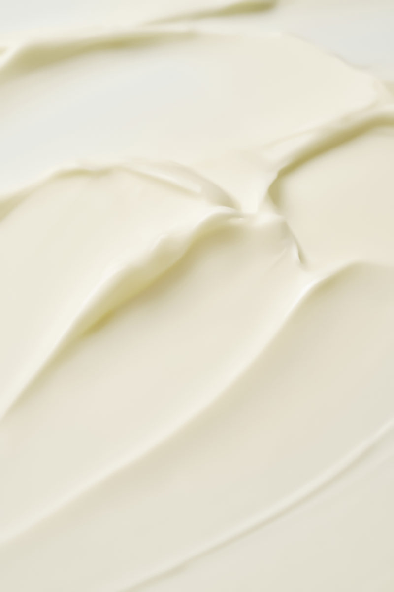 Timeless Bloom Retinol Spot Cream (30ml) texture