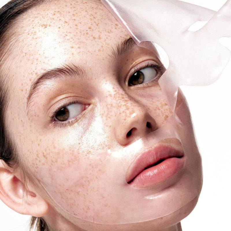 VT Collagen Reedle Shot 100 2-Step Hydrogel Mask MODEL